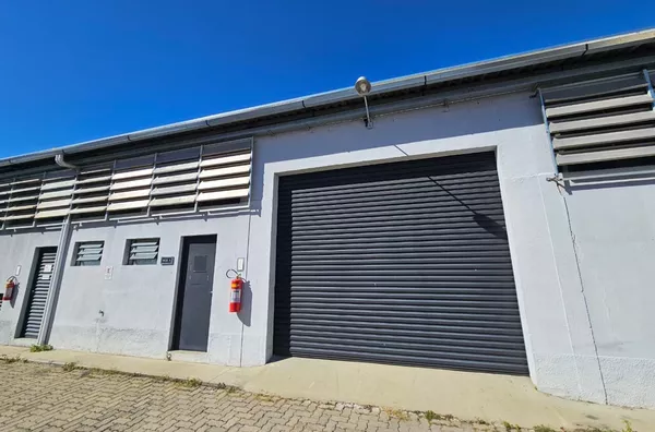 Barracão C/ 180m² para locação em excelente localização! Amparo-SP - Foto 10