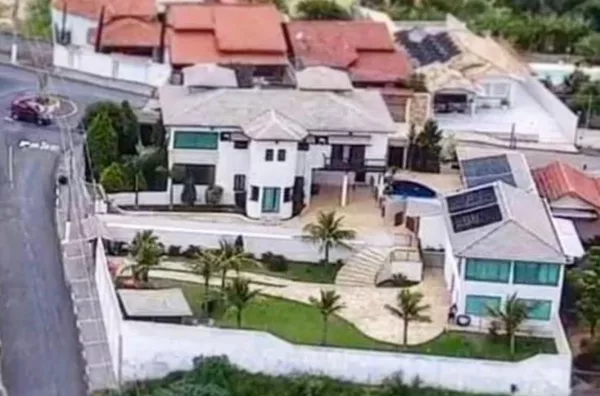 Casa para venda Alto Padrão em Serra Negra/SP