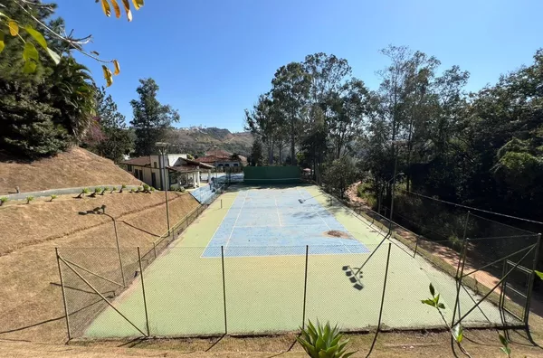 Linda área à venda no Jardim Santa Helena! Amparo