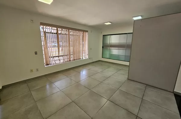 Sala comercial em galeria para aluguel,  Jardim Novo Amparo, Amparo