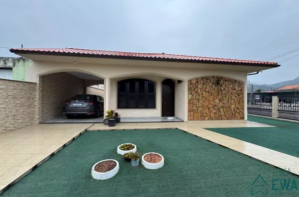 Casa para venda, 5 quarto(s),  Rio Caveiras, Biguaçu