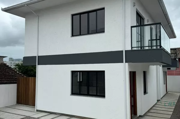 Casa geminada para aluguel,  Jardim Atlântico, Florianópolis