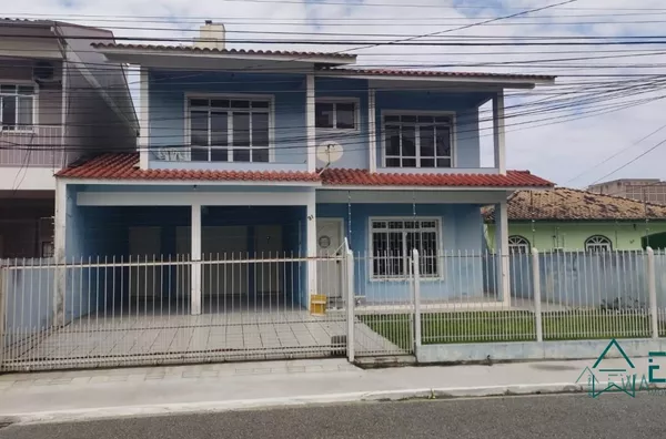 Casa para aluguel, 4 quarto(s),  Kobrasol, São José