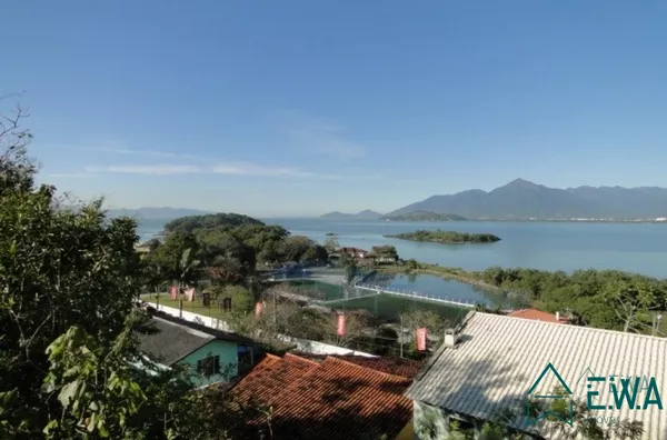 Melhor vista da Ponta de Baixo