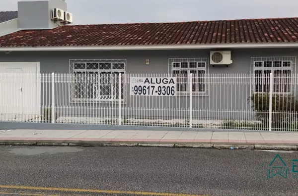 Casa para aluguel 3 quarto(s) ipiranga são josé