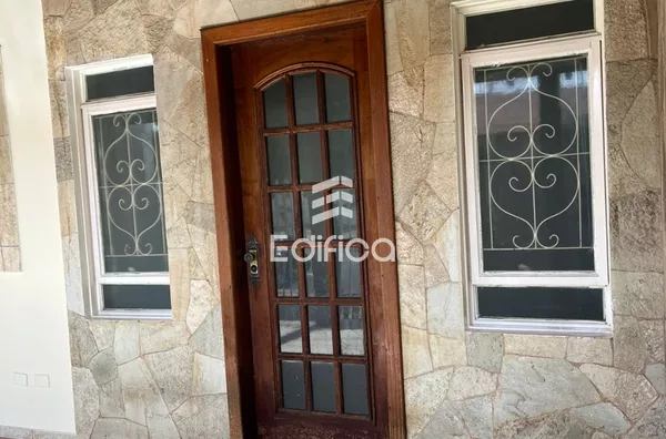 Casa à venda no centro 