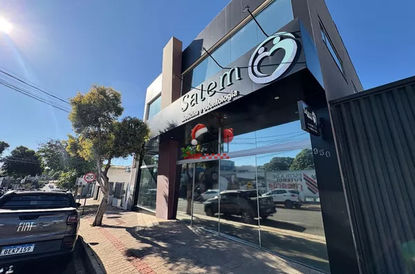 Salas comerciais em andar para aluguel,  Centro, Paranavaí