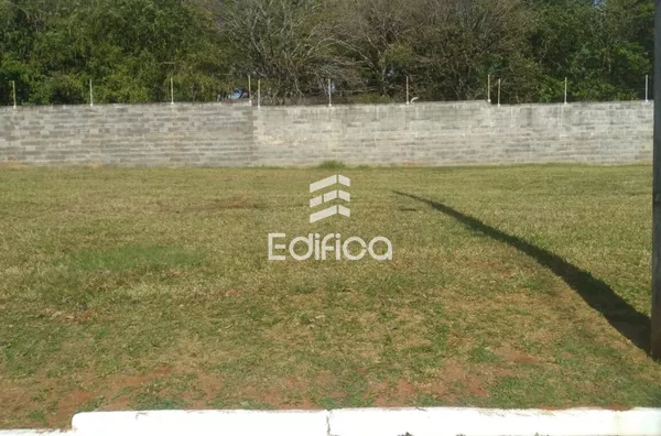 Terreno à venda em condomínio