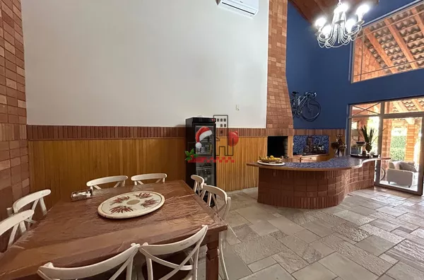 Casa em condomínio para aluguel e venda