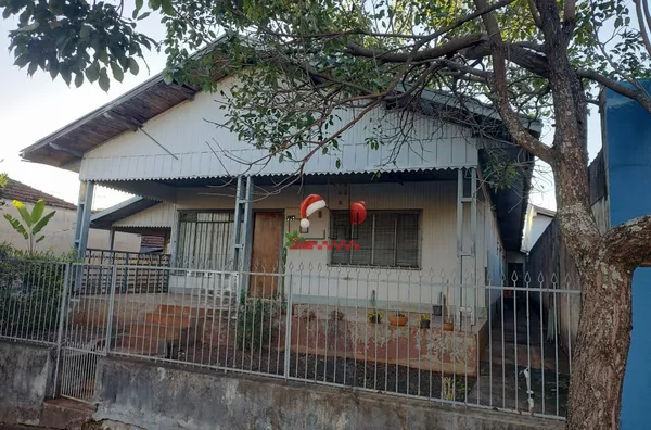 Casa de madeira para venda - Centro - paranavaí