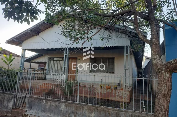 Casa de madeira para venda - Centro - paranavaí