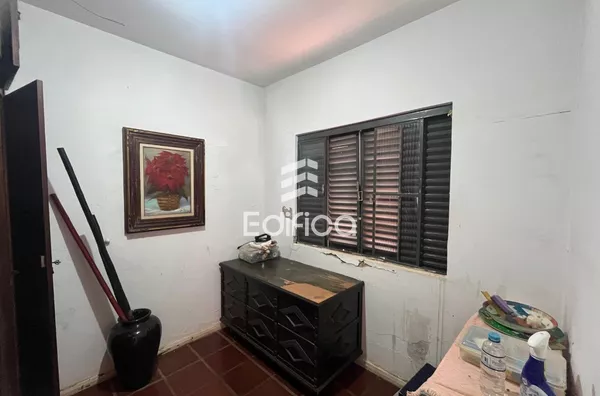Casa para venda e aluguel, Centro, Paranavaí - Foto 17