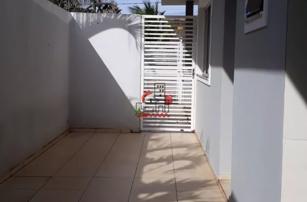 Sobrado à venda- Jardim Los Angeles