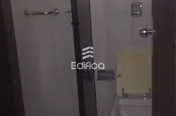 Casa/ Imóvel comercial para venda e aluguel, Centro