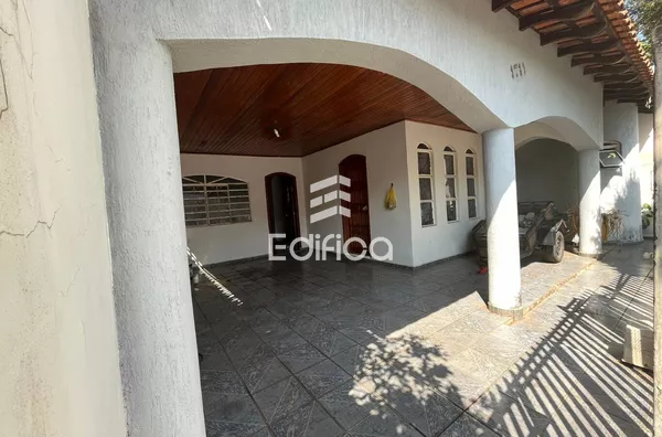 Casa à venda- Jardim Ouro Branco, Paranavaí