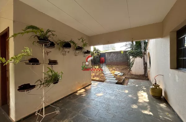 Casa comercial para aluguel- Centro