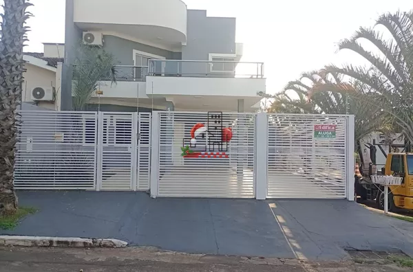 Sobrado à venda- Jardim Los Angeles