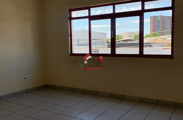 Sala comercial em andar para venda, no Centro, Paranavaí