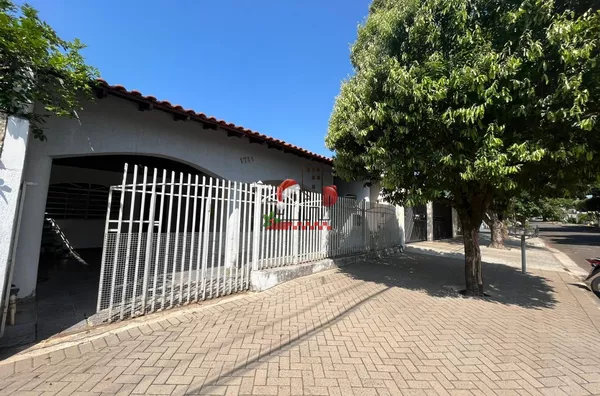 Casa à venda- Jardim Ouro Branco, Paranavaí