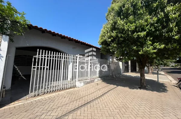 Casa à venda- Jardim Ouro Branco, Paranavaí