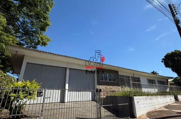 Casa para venda, 5 quarto(s),  Centro, Paranavaí