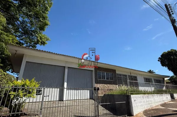 Casa para venda, 5 quarto(s),  Centro, Paranavaí