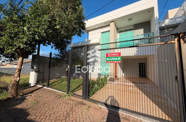 Sobrado para aluguel, 3 quarto(s),  Jardim Santos Dumont, Paranavaí