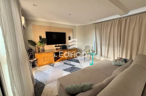 Casa em condomínio para aluguel e venda- Jardim Paulista