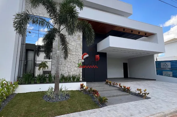 Casa à venda em condomínio 