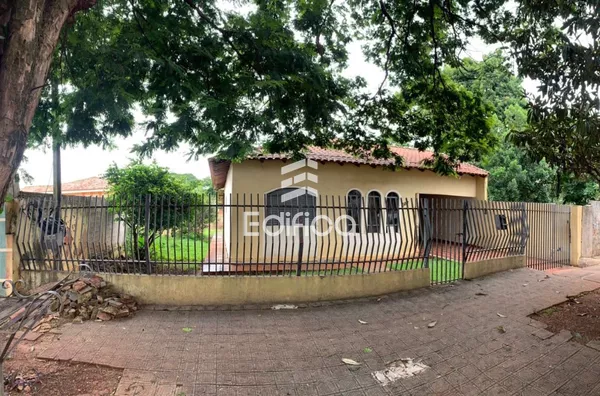 IMÓVEL À VENDA EM MARINGÁ