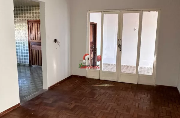 CASA - JD. PAULISTA À VENDA