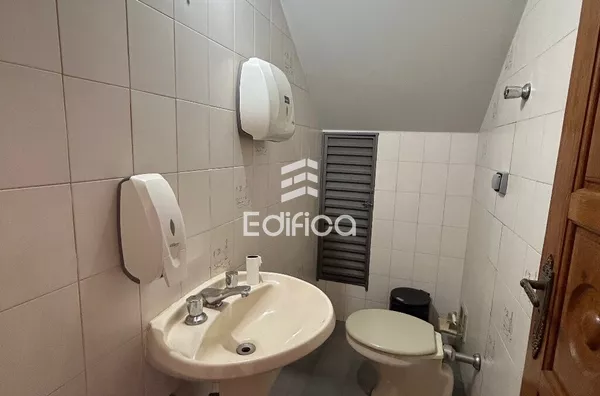 Sobrado Comercial para locação