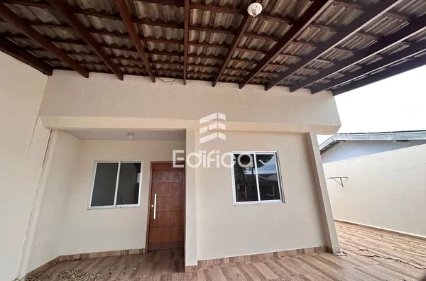  Casa para venda , com 03 quartos