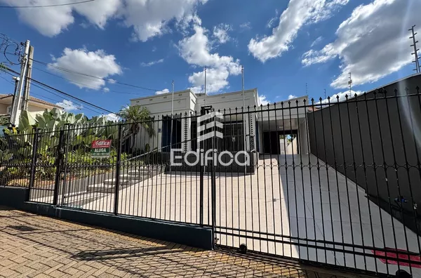 Casa para aluguel e venda comercial ou Residencial,  Centro, Paranavaí - Foto 1