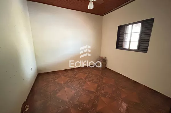 Casa à venda- Jardim Ibirapuera, Paranavaí