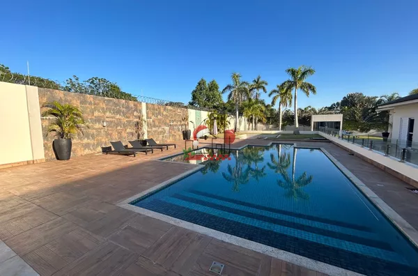 Casa em condomínio para venda e aluguel