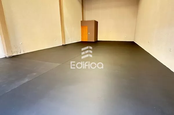 Barracão para aluguel 135m² - jardim oásis paranavaí