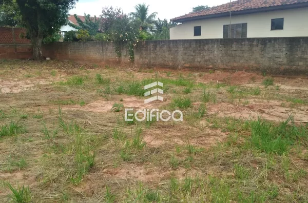 TERRENO À VENDA EM TAMBOARA 