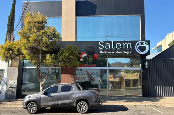 Salas comerciais em andar para aluguel,  Centro, Paranavaí