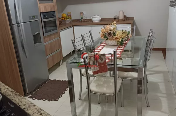 Casa para aluguel e venda - Nova Esperança 