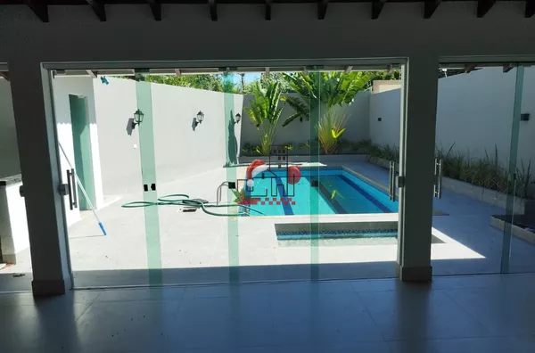 Sobrado para venda com  01 Suíte + 02 Quartos, Jardim Antigo Aeroporto, Paranavaí