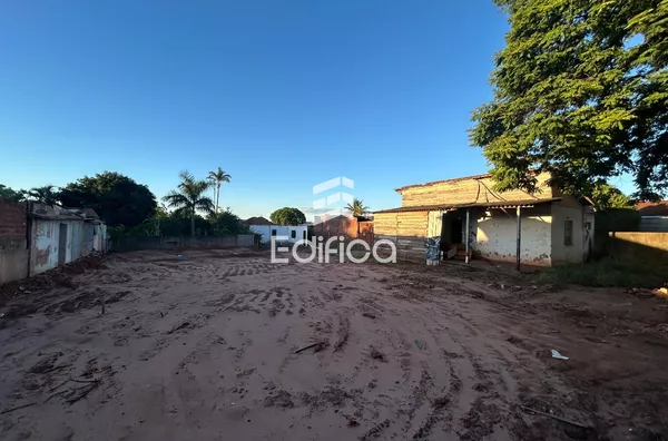 Terreno à venda- Centro da cidade