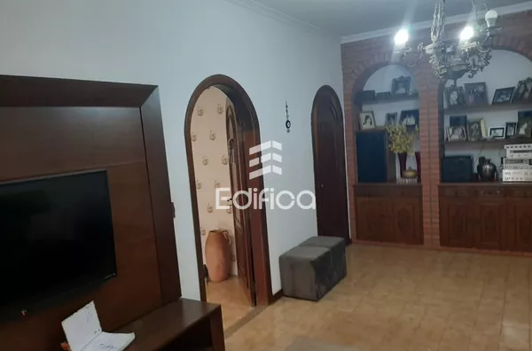 Casa à venda no centro