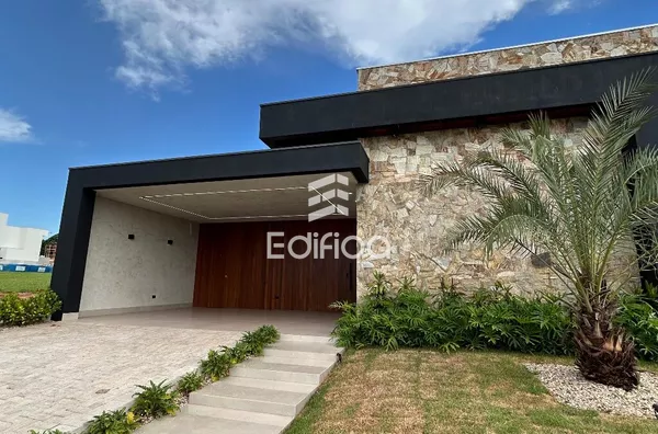 Casa em condomínio à venda - São Jorge