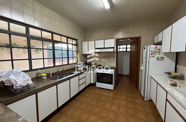 Casa comercial para aluguel- Centro