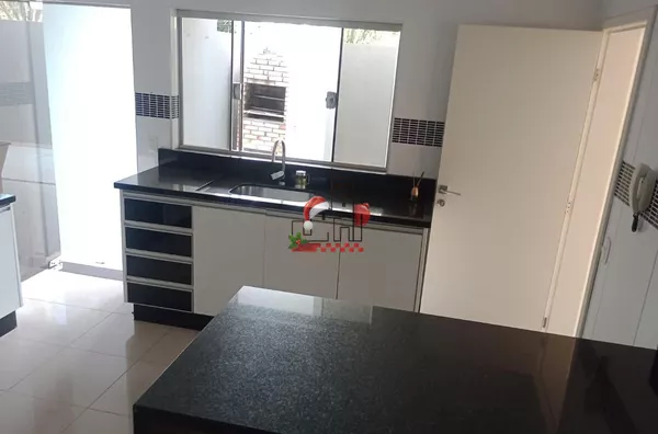 Sobrado à venda- Jardim Los Angeles