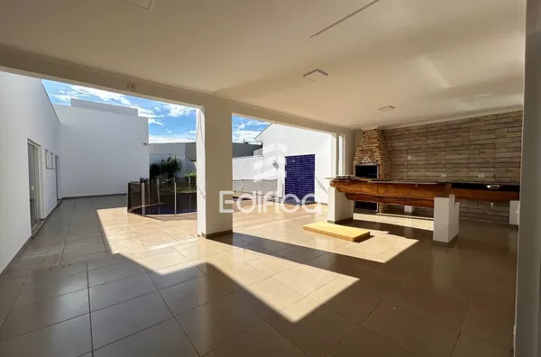 Casa em condomínio para venda