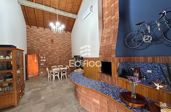 Casa em condomínio para aluguel e venda