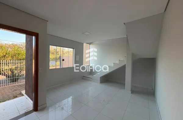 Sobrado para aluguel, 3 quarto(s),  Jardim Santos Dumont, Paranavaí