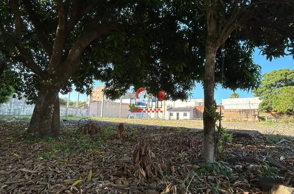 Terreno Amplo para aluguel no centro